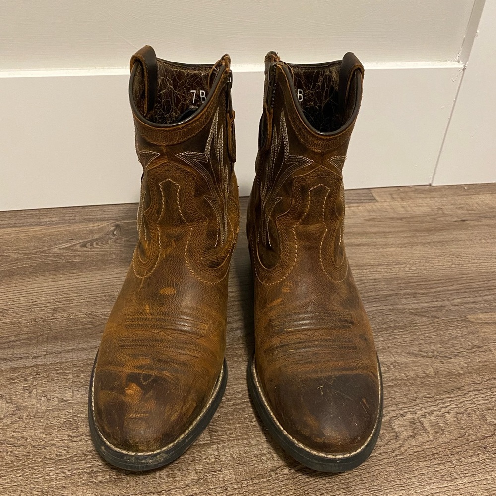 Ariat Cowboy Boots